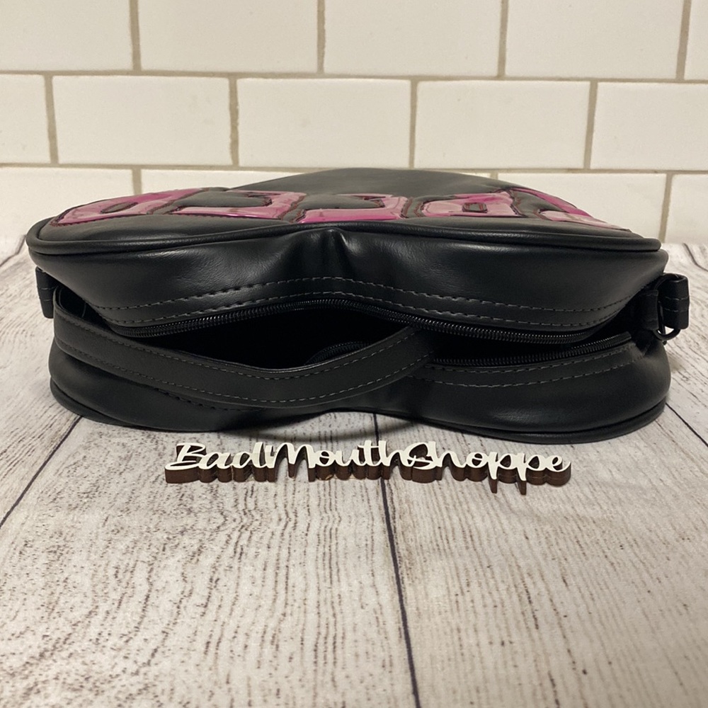 *Love Pain and Stitches Pink Metallic CREEP Heart Valloween Crossbody Purse - Picture 4 of 8